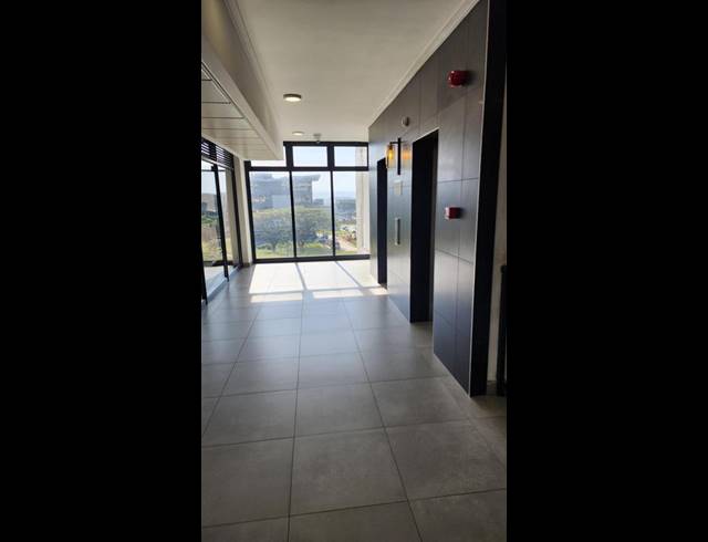 2 BEDROOM APARTMENT FOR SALE IN UMHLANGA RIDGE